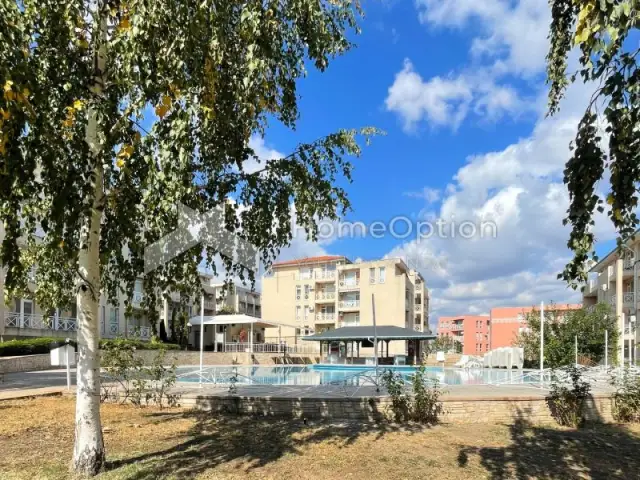 For Sale: One-Bedroom Apartment near Sunny Beach in Sunny Day 6 Complex