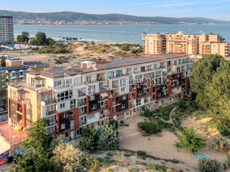 Продава – двустаен апартамент на метри от плажа в Слънчев бряг, Дюн Резиденс