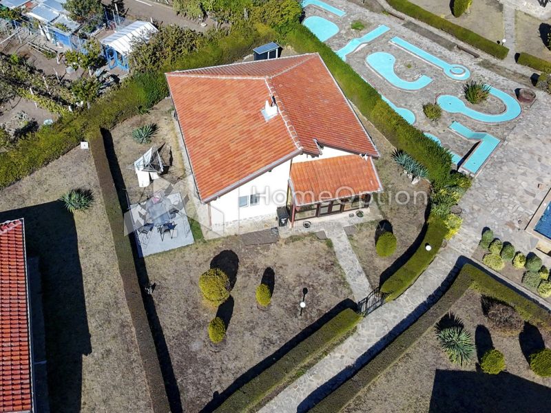 Продава - едноетажна къща с три спални в с. Брястовец, обл. Бургас