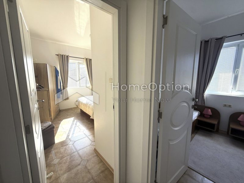 Продава - едноетажна къща с три спални в с. Брястовец, обл. Бургас