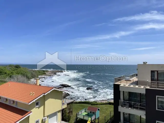 Двустаен Апартамент на Първа Линия с Гледка Море в Черноморец